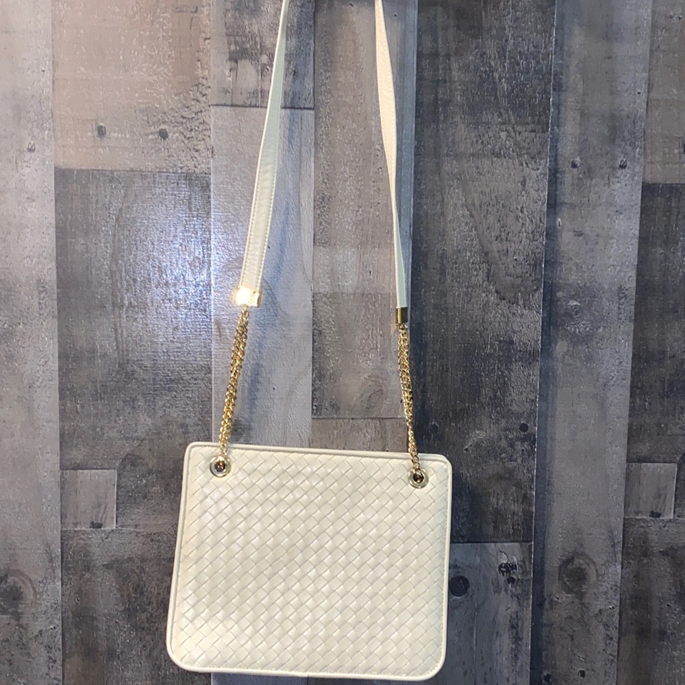 Cole hann white leather crossbody purse